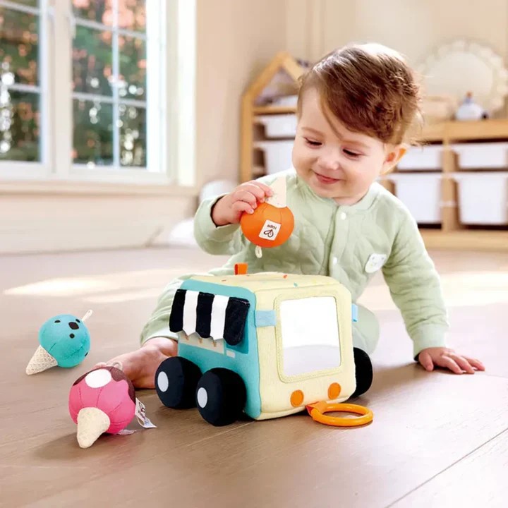 Camion de crème glacé sensoriel Hape