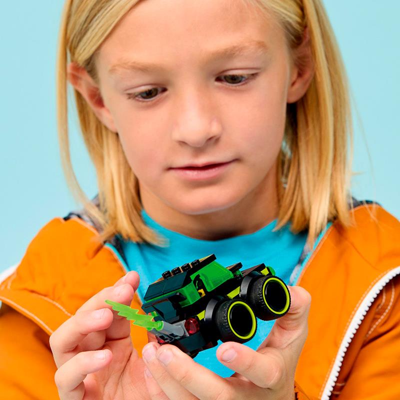 LEGO City - Mini véhicules : La voiture de course de jeu vidéo