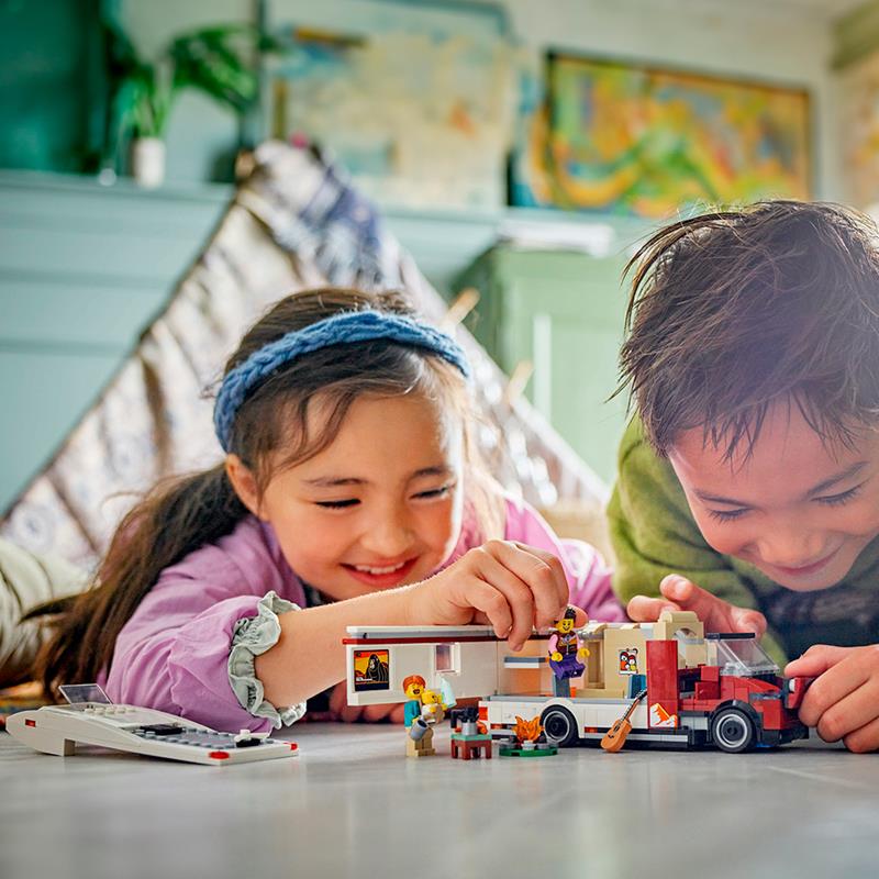 LEGO City - L'autocaravane d'aventure de vacances