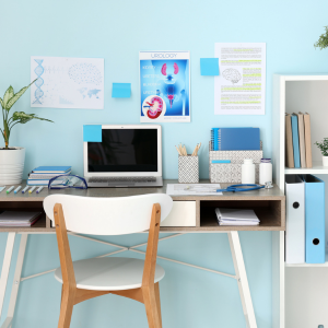 Le bleu dans un espace de travail