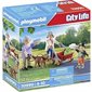 GRANDS-PARENTS AVEC PETIT-FILS