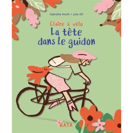 Claire à vélo. La tête dans le guidon