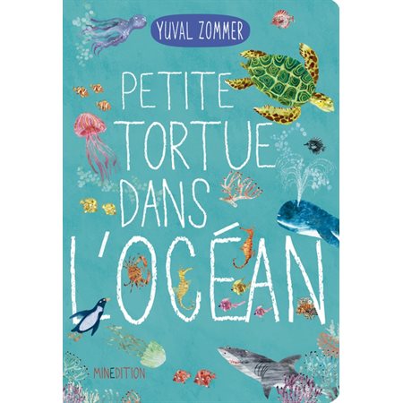 Petite tortue dans l'océan